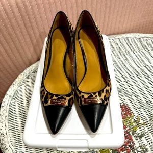 Coach Pumps
